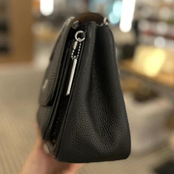 Pre-Owned COACH Klare Crossbody 25 w/Silver Chain in Black - Picture 7 of 15